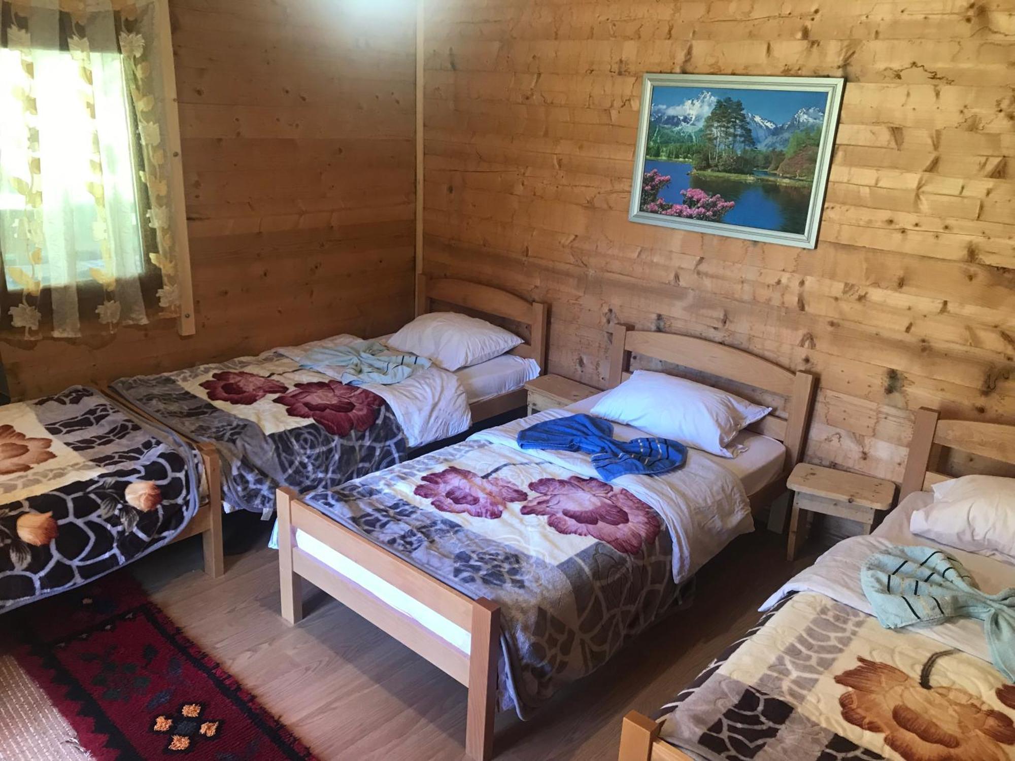 Guest House Ulaj Vuthaj 외부 사진