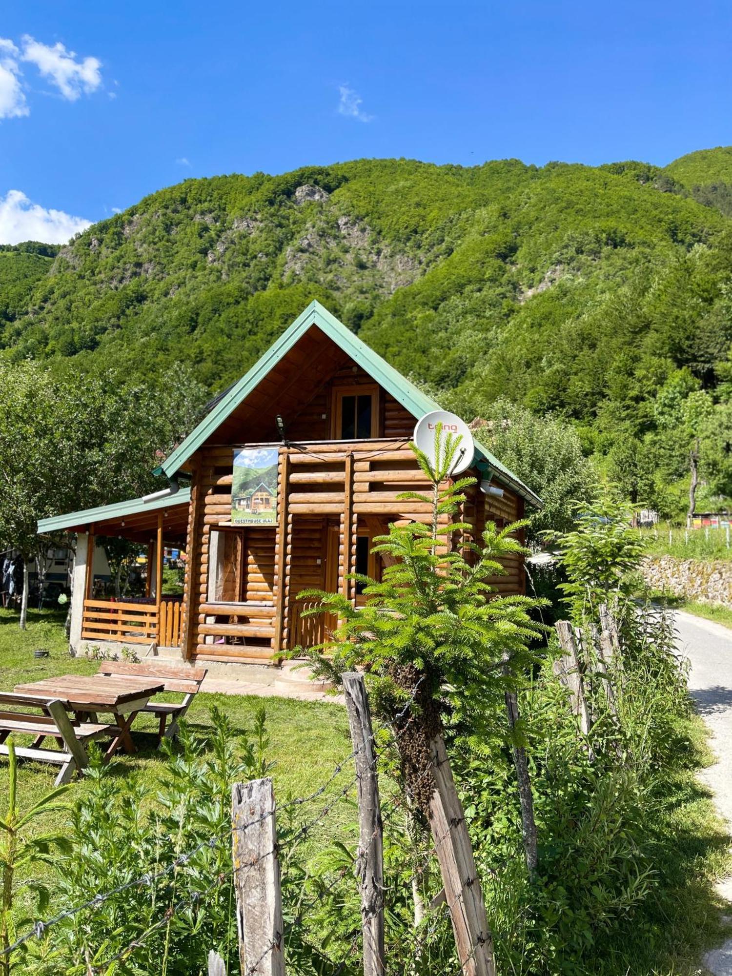 Guest House Ulaj Vuthaj 외부 사진